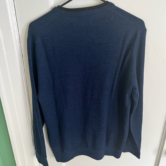 Club Monaco navy knit sweater with black trim - Picture 4 of 4